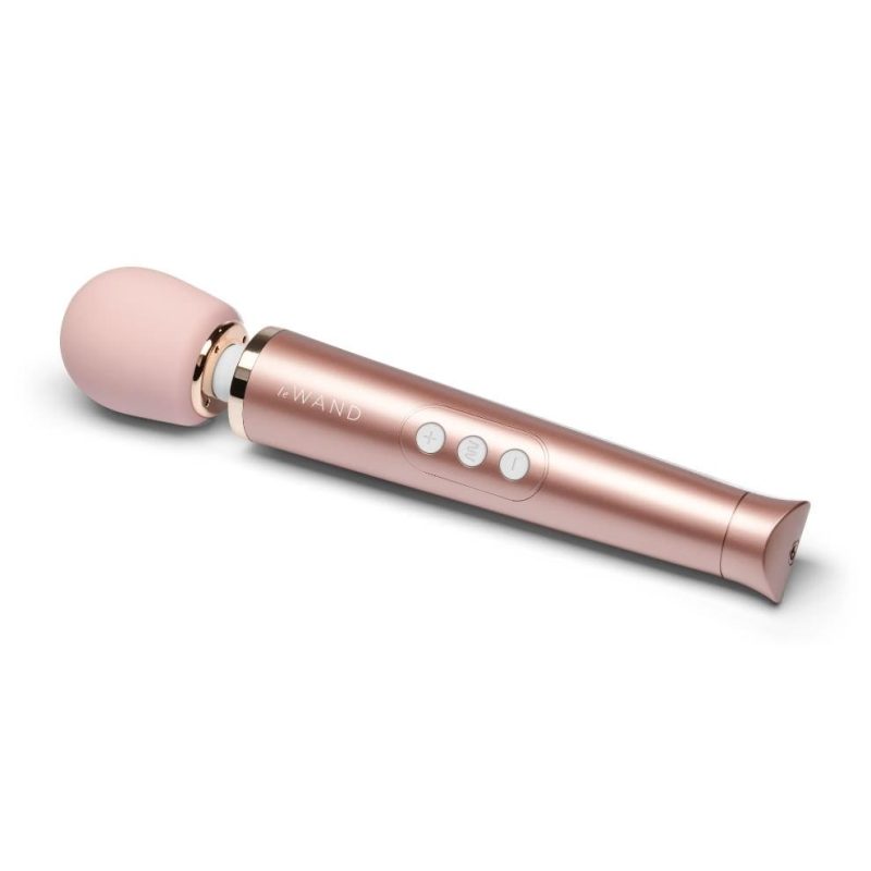 le wand petite vibrator rose gold 01